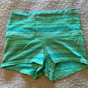 Lululemon wunder under short size 8